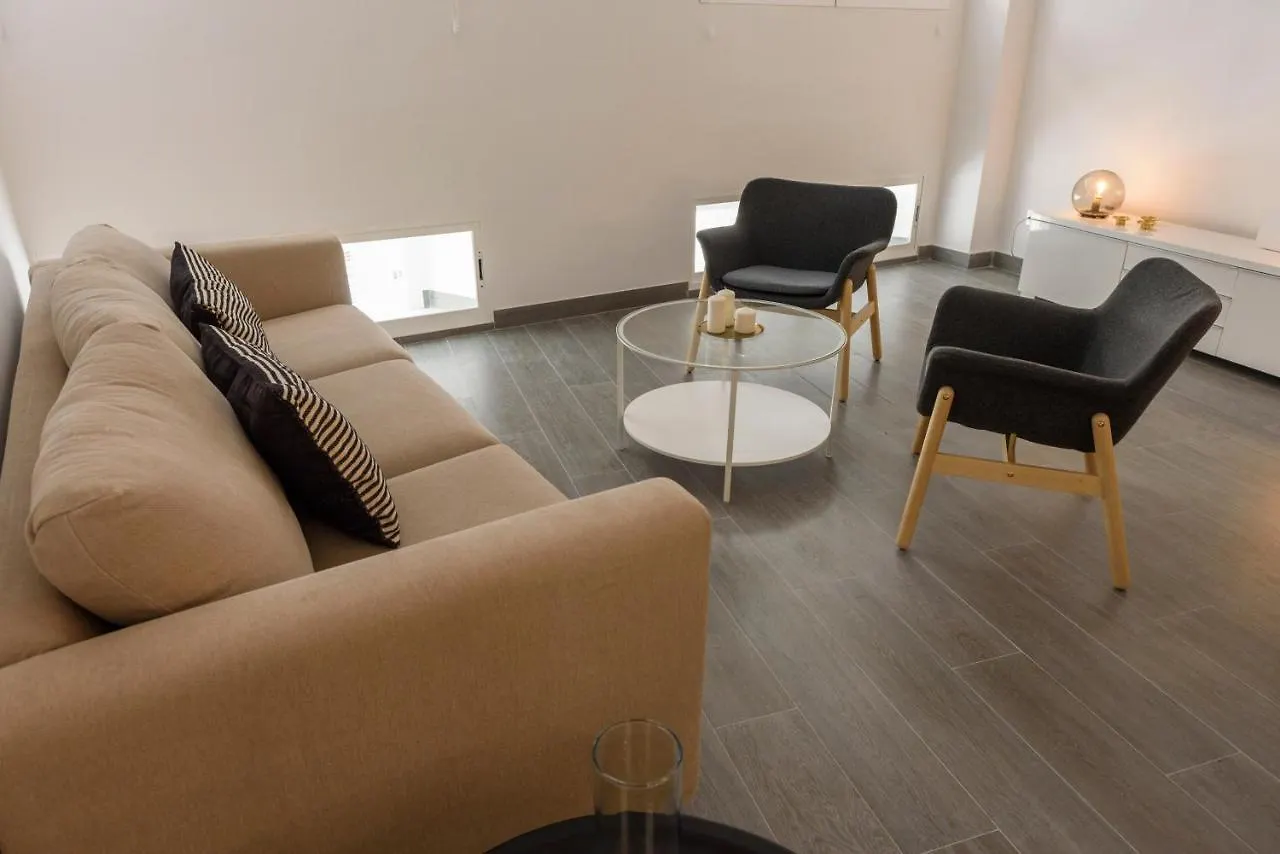 Apartamentos Constitucion By Renthas Malaga Apartment